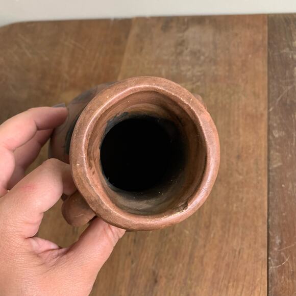 Vintage Egyptian Motif Hand‎ Painted Vase With Handles Ceramic Pottery - Picture 4 of 6